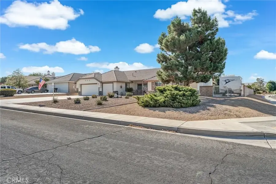 19651 Ottawa Road, Apple Valley, CA 92308 - #3