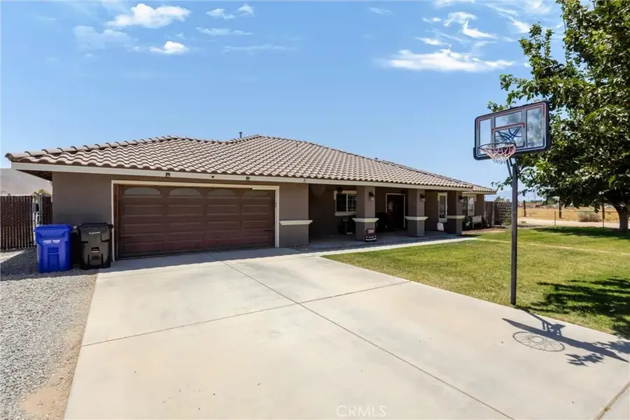 21529 Caribou Road, Apple Valley, CA 92308 - #3