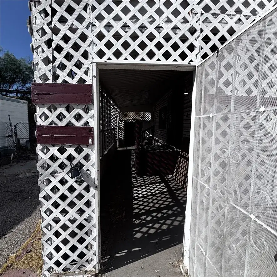 1980 E Main St #6, Barstow, CA 92311 - #3