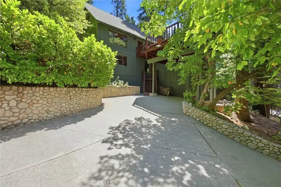 745 Kuffel Canyon, Lake Arrowhead, CA 92352 - #3