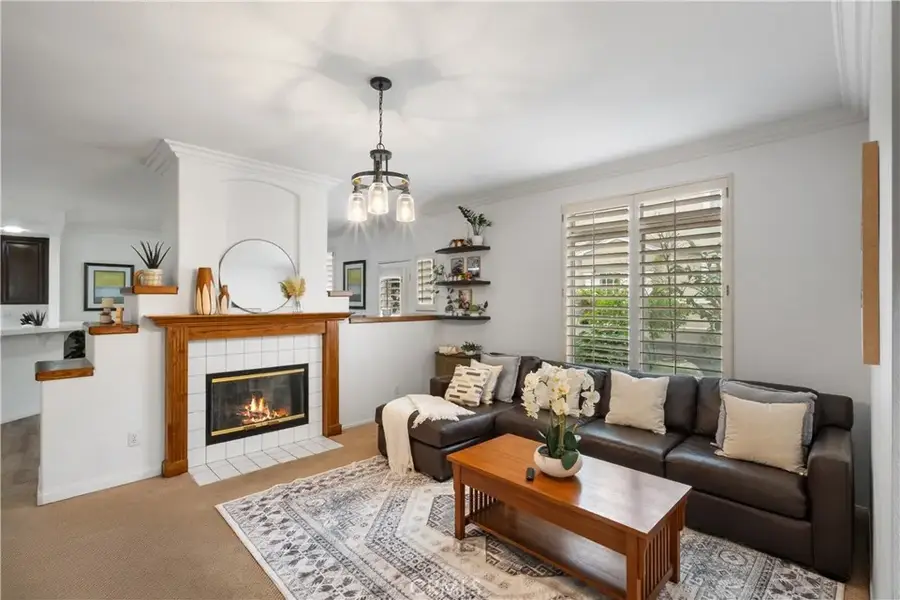 686 Azure, Corona, CA 92879 - #3