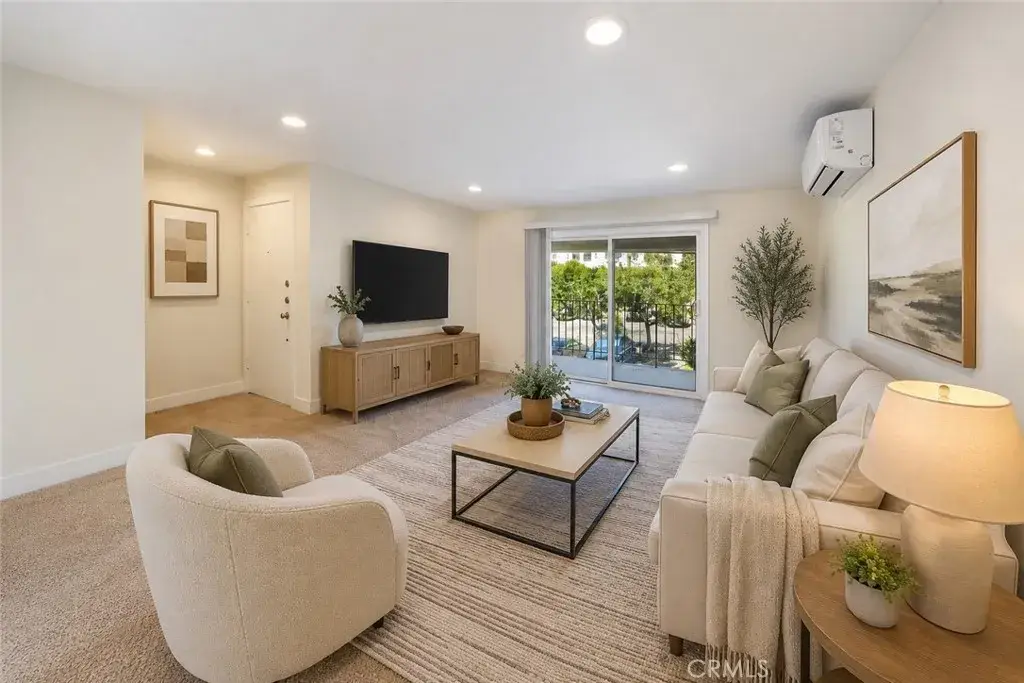 11138 Aqua Vista St #19, Studio City, CA 91602 - #1