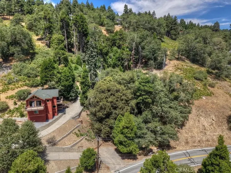 31070 Old City Creek, Running Springs, CA 92382 - #2