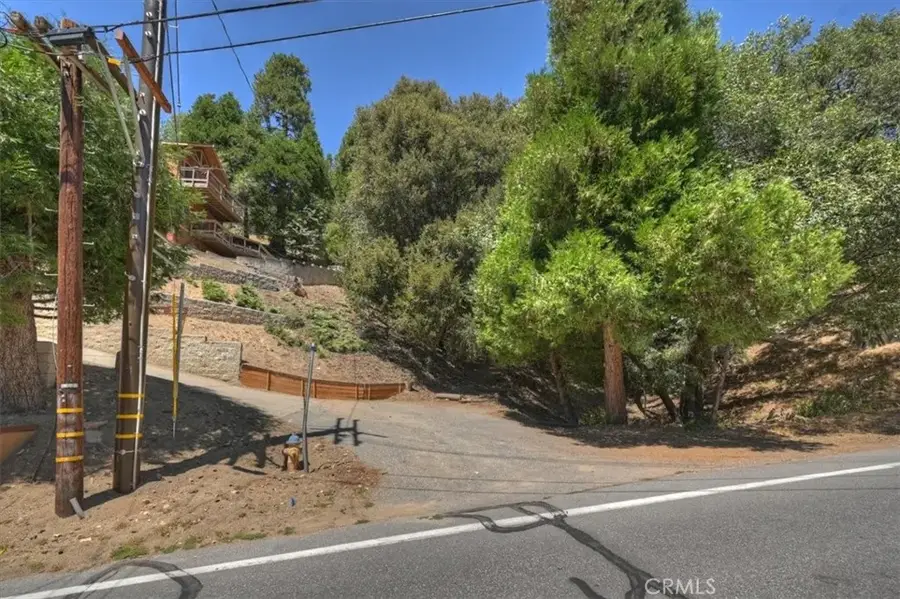 31070 Old City Creek, Running Springs, CA 92382 - #3