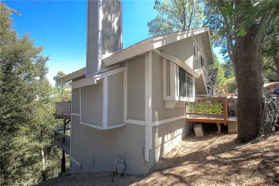 24896 Matterhorn Court, Crestline, CA 92325 - #3