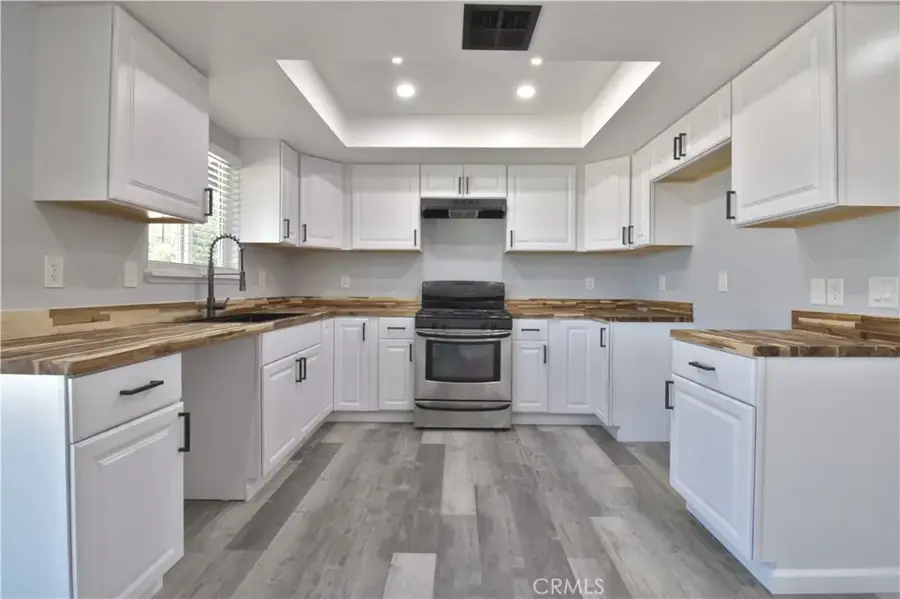 15313 Greenrock Avenue, Lake Los Angeles, CA 93535 - #3