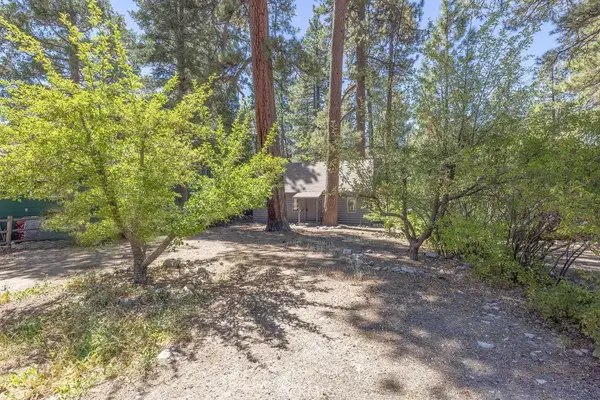 1122 Illini, Fawnskin, CA 92333