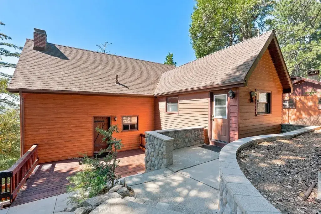 25086 Valle, Crestline, CA 92325 - #1