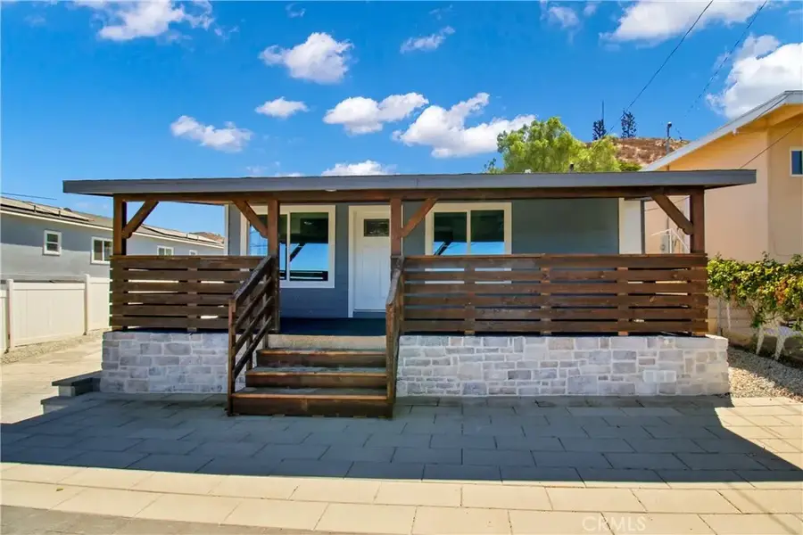 108 S Chestnut, Lake Elsinore, CA 92530 - #2