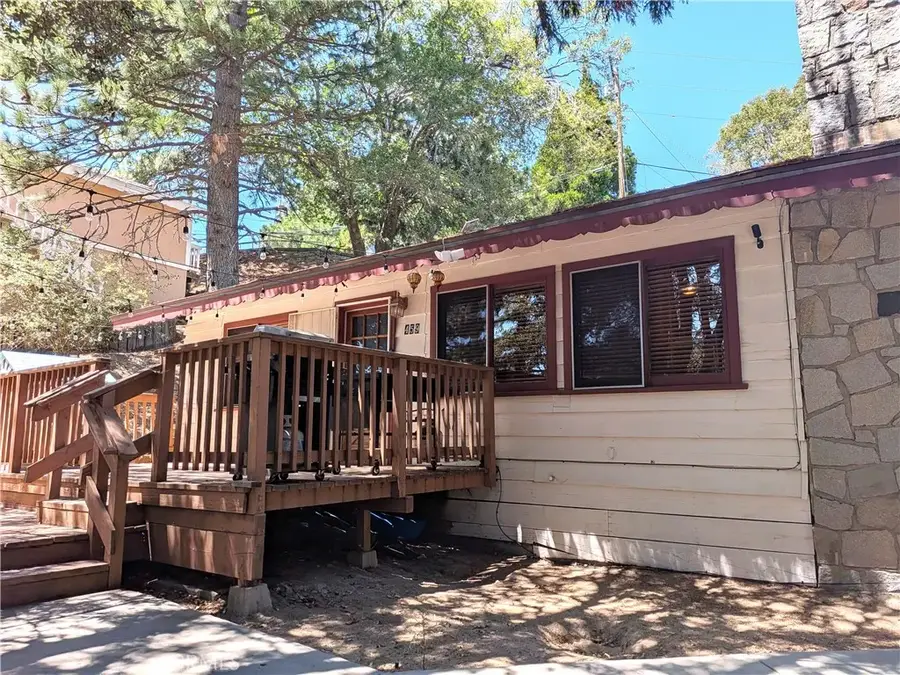 459 Delle, Crestline, CA 92325 - #2