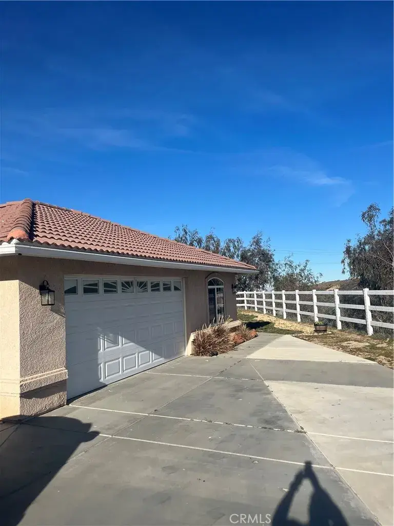 6750 Oak Hill Road, Oak Hills, CA 92344 - #2