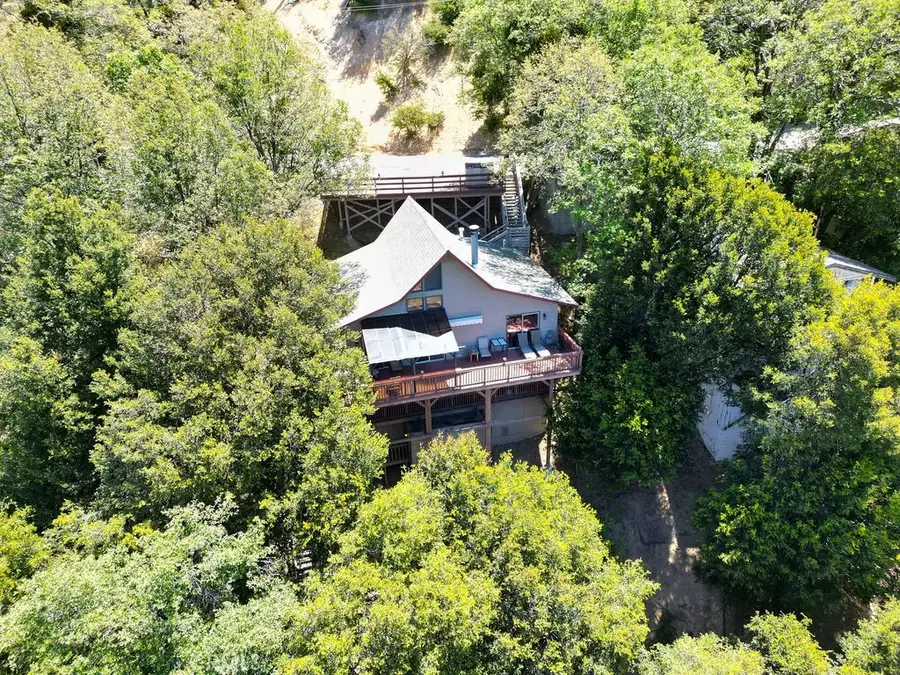 320 Delle, Crestline, CA 92325 - #2