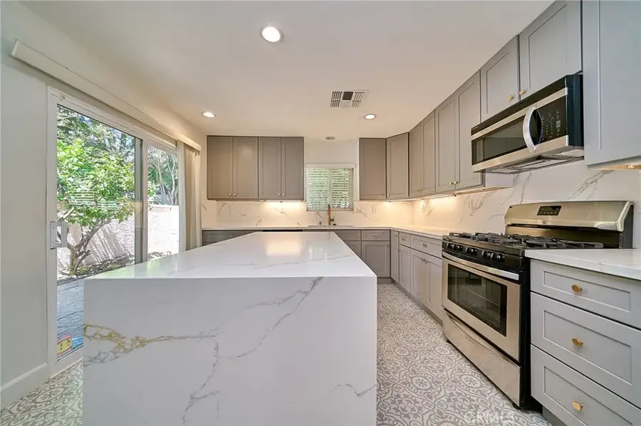 1741 E D, Ontario, CA 91764 - #3