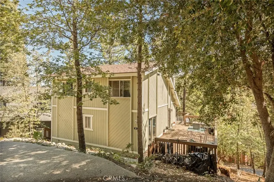 1214 Aleutian, Lake Arrowhead, CA 92352 - #2