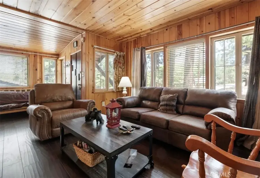 1118 Clubview Drive, Big Bear Lake, CA 92315 - #3
