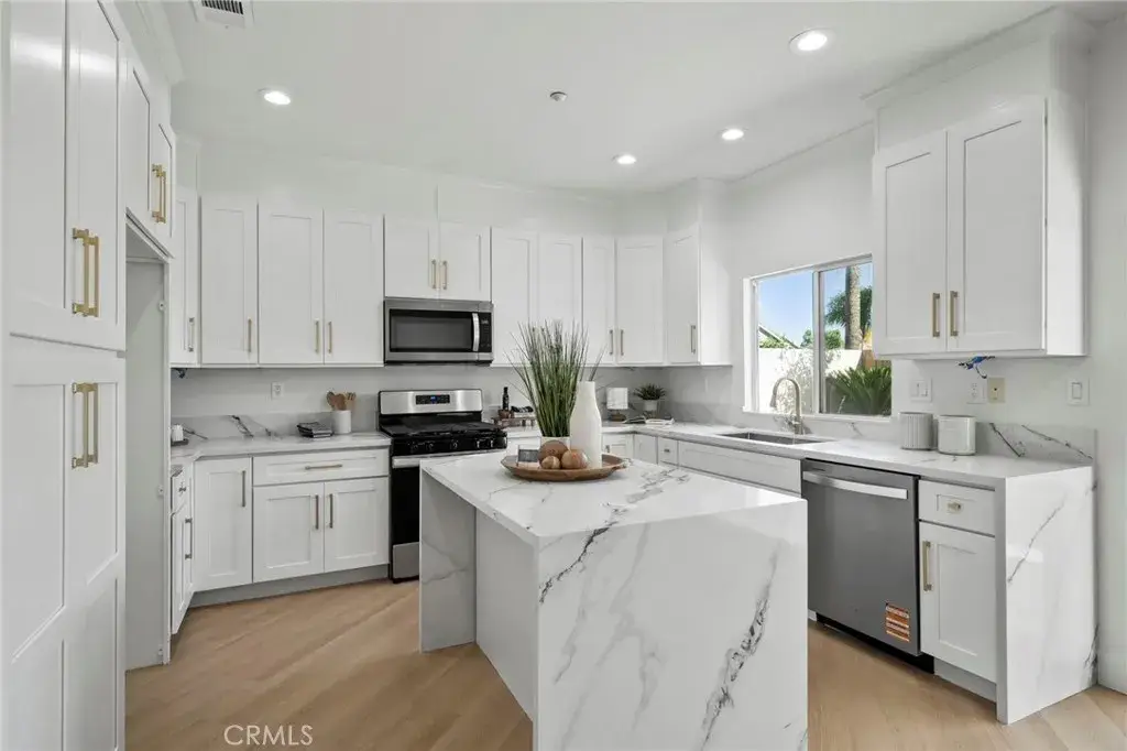 14839 Fairhaven, Fontana, CA 92336 - #1