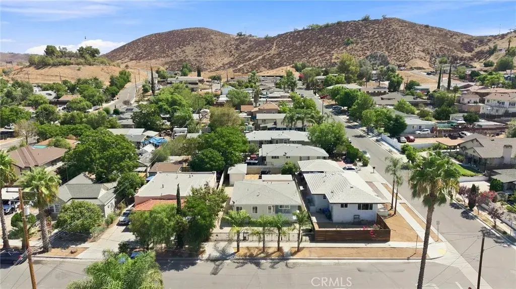 210 N Chestnut, Lake Elsinore, CA 92530 - #1
