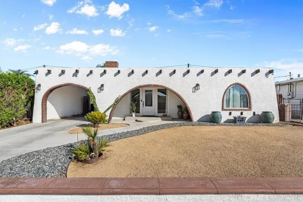 571 Gray St, Colton, CA 92324 - #1
