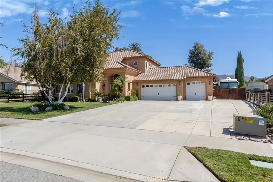 35679 Lynfall Street, Yucaipa, CA 92399 - #2
