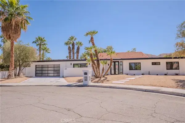 3495 E Loma Vista Circle, Palm Springs, CA 92264