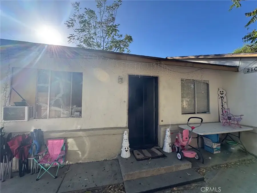 208 E Olive, San Bernardino, CA 92410 - #3