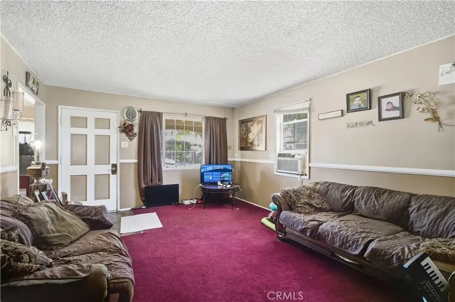 965 Kansas, Colton, CA 92324 - #3