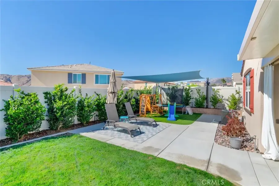 11412 Pinon, Yucaipa, CA 92399 - #3