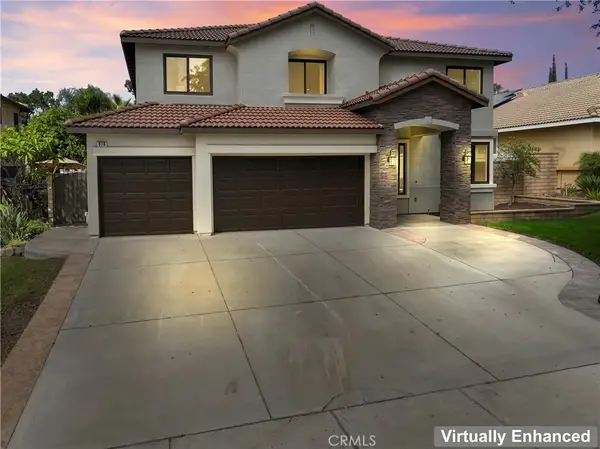 976 Hemingway Drive, Corona, CA 92878