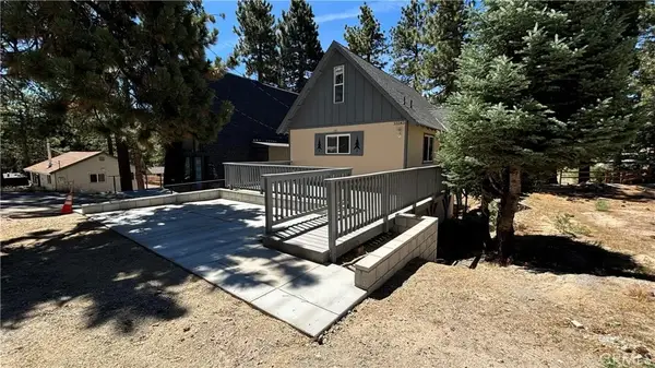 33283 Holcomb Creek, Green Valley Lake, CA 92341