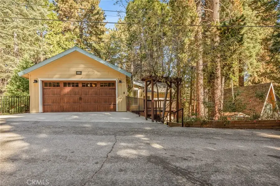 31482 Overhill Drive, Running Springs, CA 92382 - #2