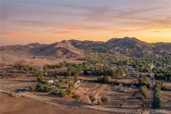 19700 Gustin Road, Perris, CA 92570