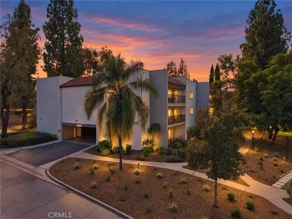 242 E Fern Avenue #107, Redlands, CA 92373