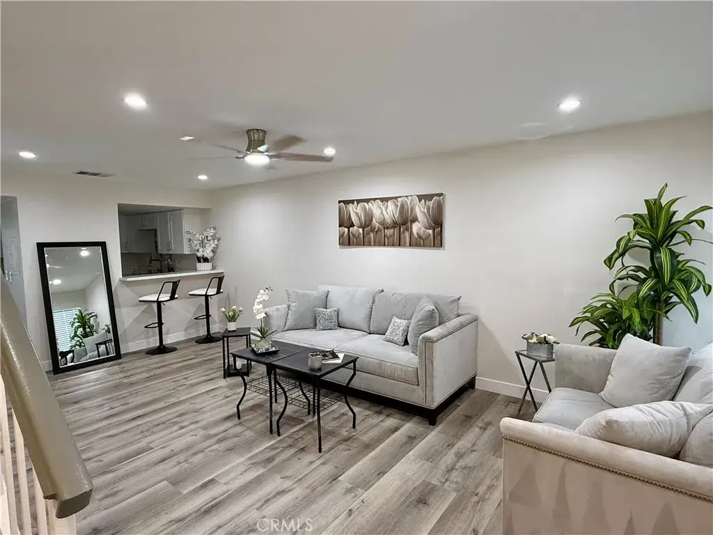 810 W Compton Blvd #7, Compton, CA 90220 - Image #1