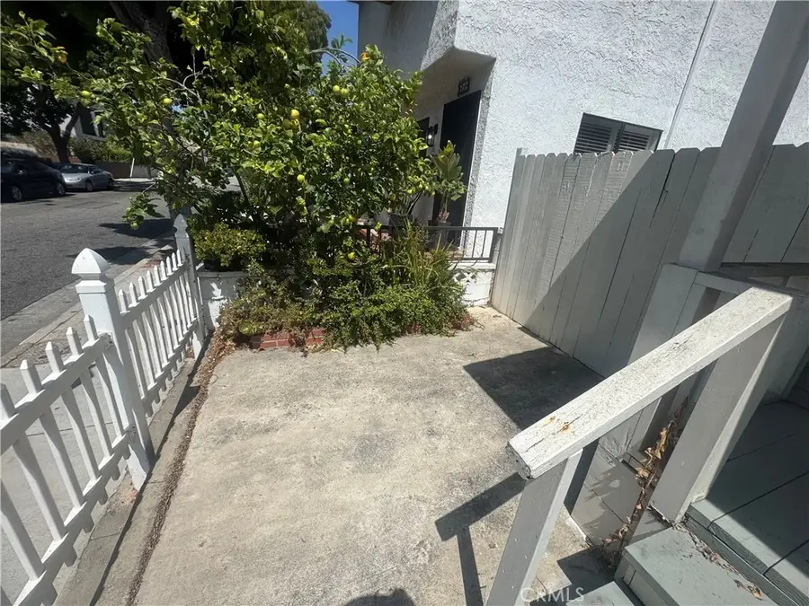 652 Navy Street, Santa Monica, CA 90405 - #3