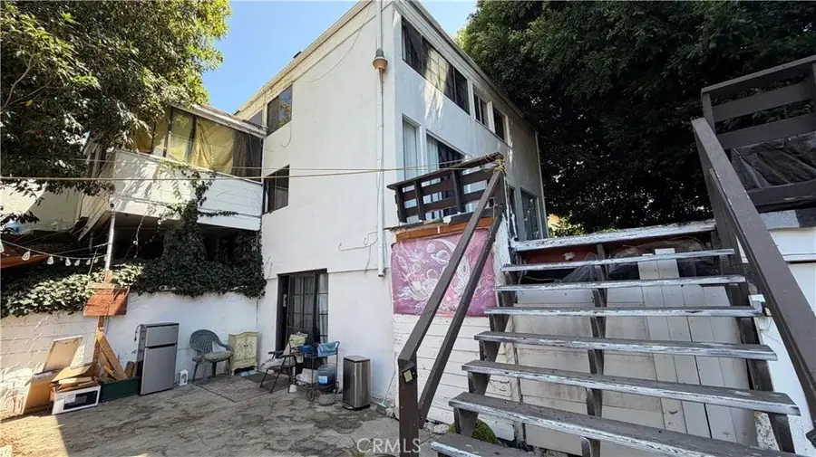 4258 Don Luis, Los Angeles, CA 90008 - #3