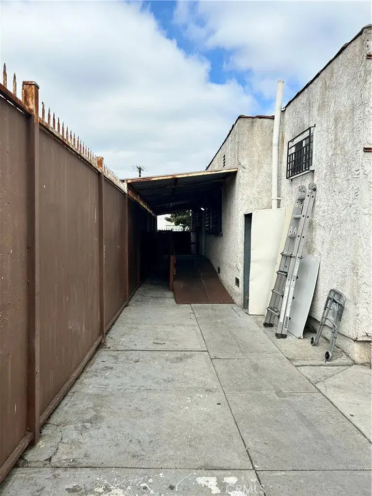 7502 Crenshaw Blvd, Los Angeles, CA 90043 - #3