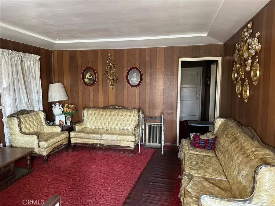 2549 Kansas Avenue, South Gate, CA 90280 - Image #3