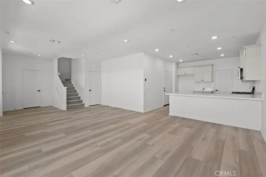 4283 S Hermosa Paseo, Ontario, CA 91761 - Image #3