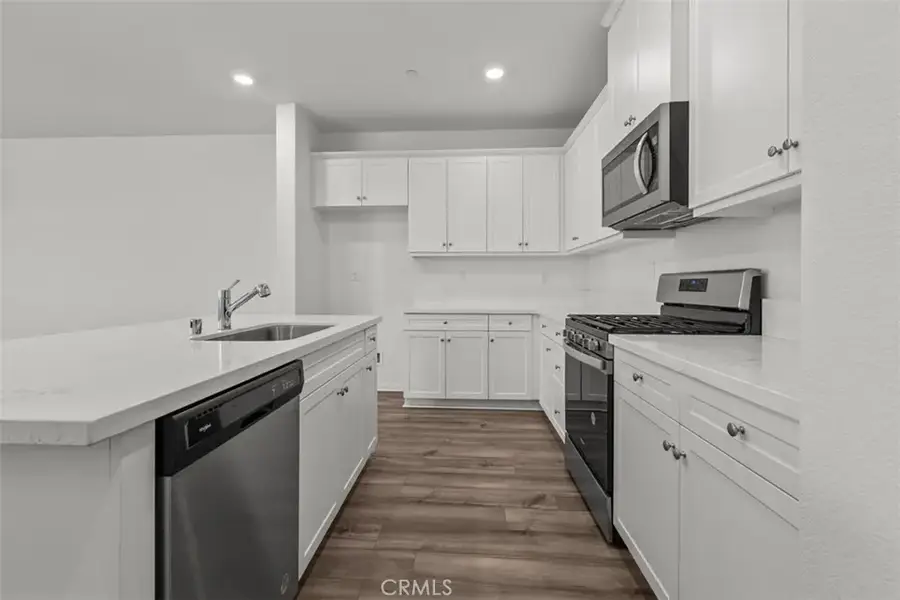 4281 S Hermosa Paseo, Ontario, CA 91761 - Image #2