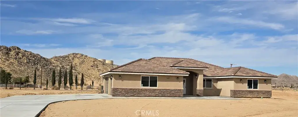 14490 Savannah Court, Apple Valley, CA 92307 - Image #1