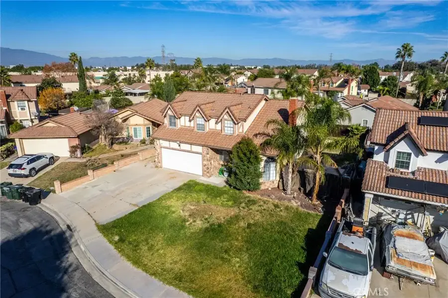 11557 Oakwood, Fontana, CA 92337 - Image #3