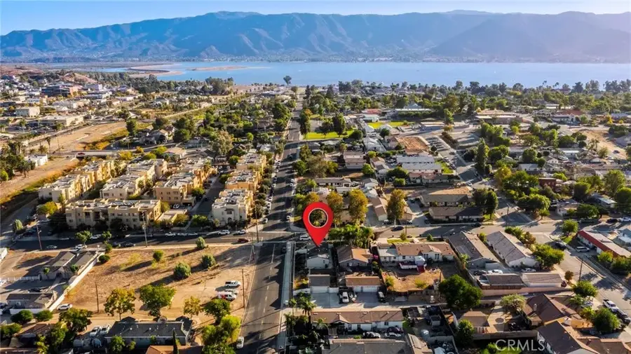 401 W Pottery, Lake Elsinore, CA 92530 - Image #2