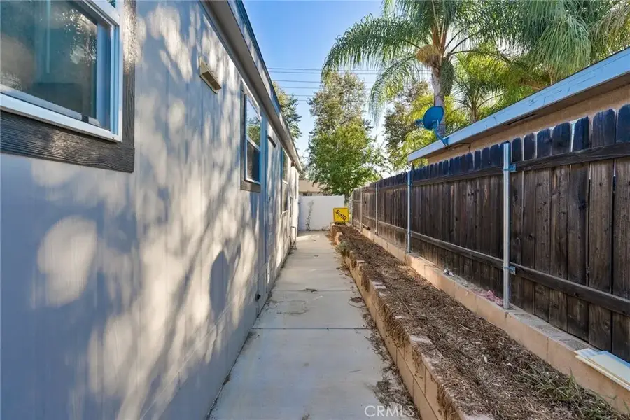 401 W Pottery, Lake Elsinore, CA 92530 - Image #3