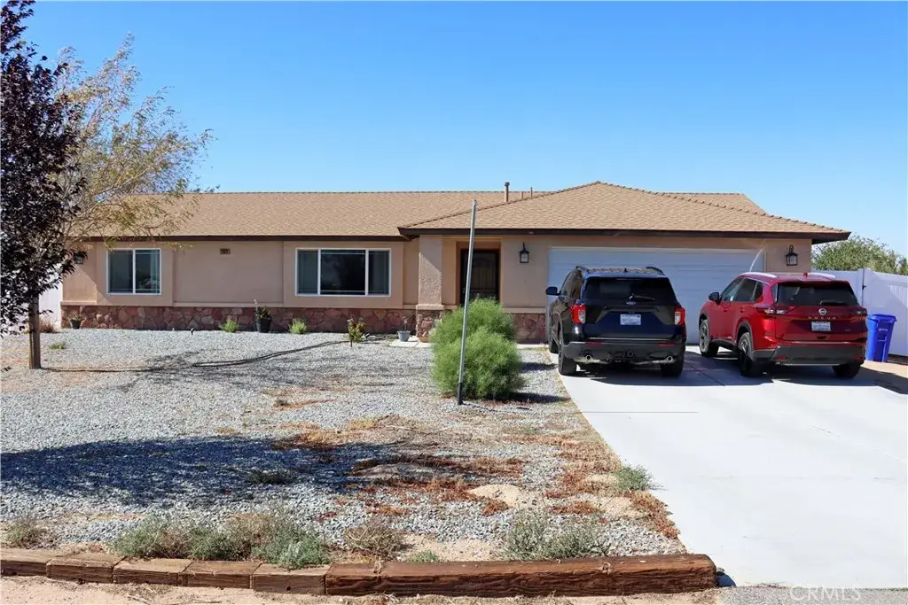 21928 Maumee Road, Apple Valley, CA 92308 - Image #1