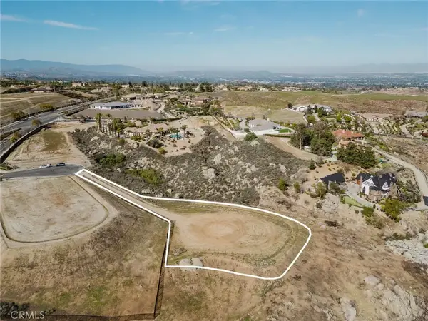 7282 Magnon Ct, Riverside, CA 92506