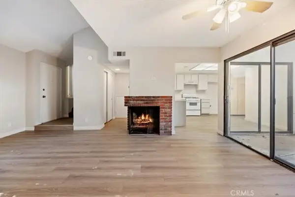 1974 E Lynwood Drive #8B, San Bernardino, CA 92404