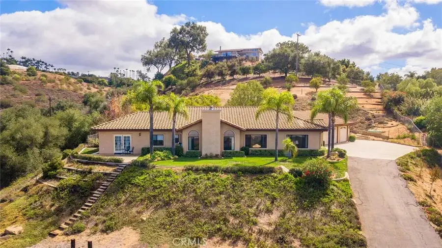 510 Hilbert Drive, Fallbrook, CA 92028 - Image #2