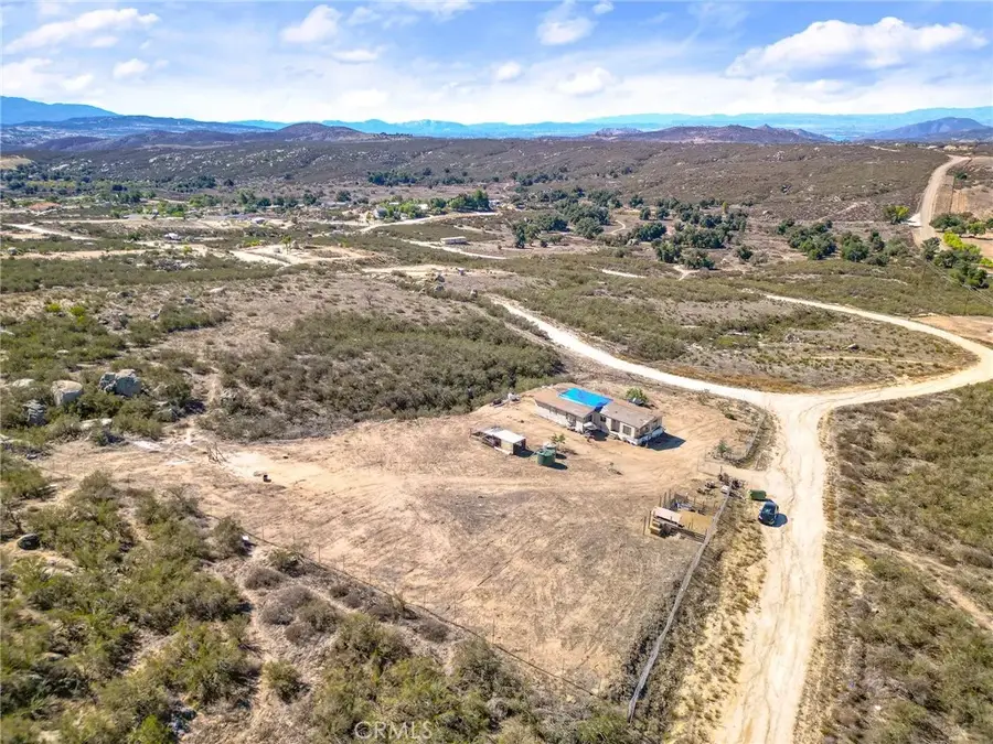 42525 Sable Drive, Hemet, CA 92544 - Image #2