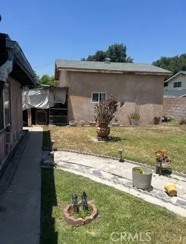 1857 N Sycamore, Rialto, CA 92376 - Image #2