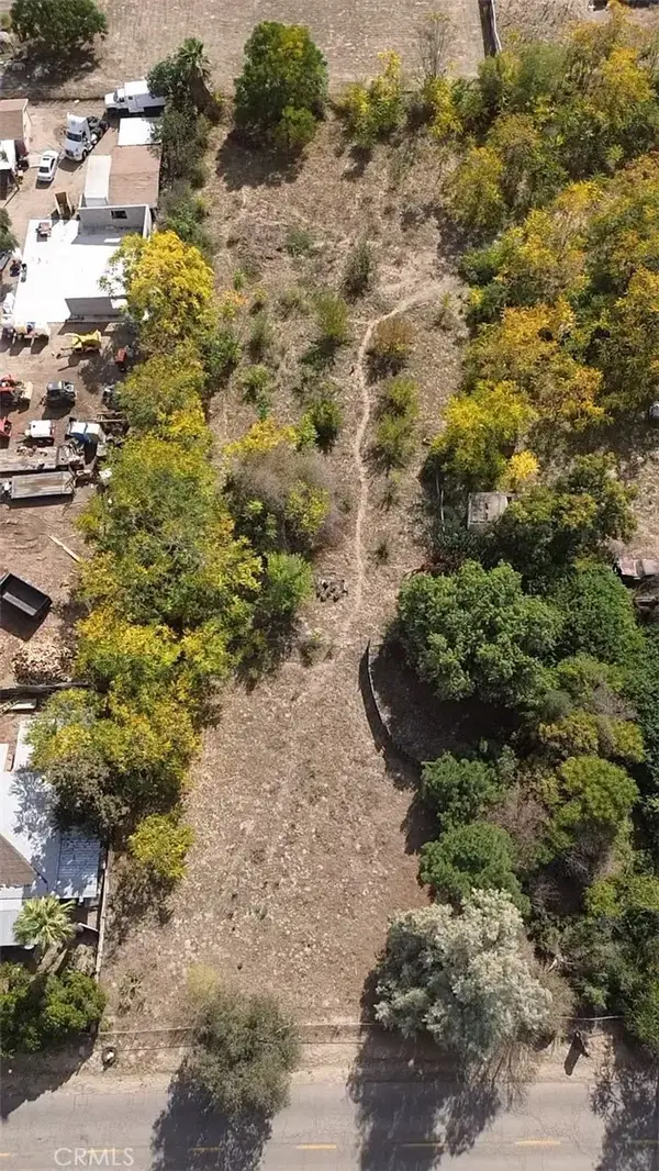 2455 W 1st, San Bernardino, CA 92407